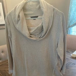 Cream 3/4 sleeve top